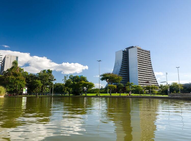 Imagem Regiões metropolitanas de Porto Alegre, Curitiba e de São Paulo enfrentam nova onda de calor 