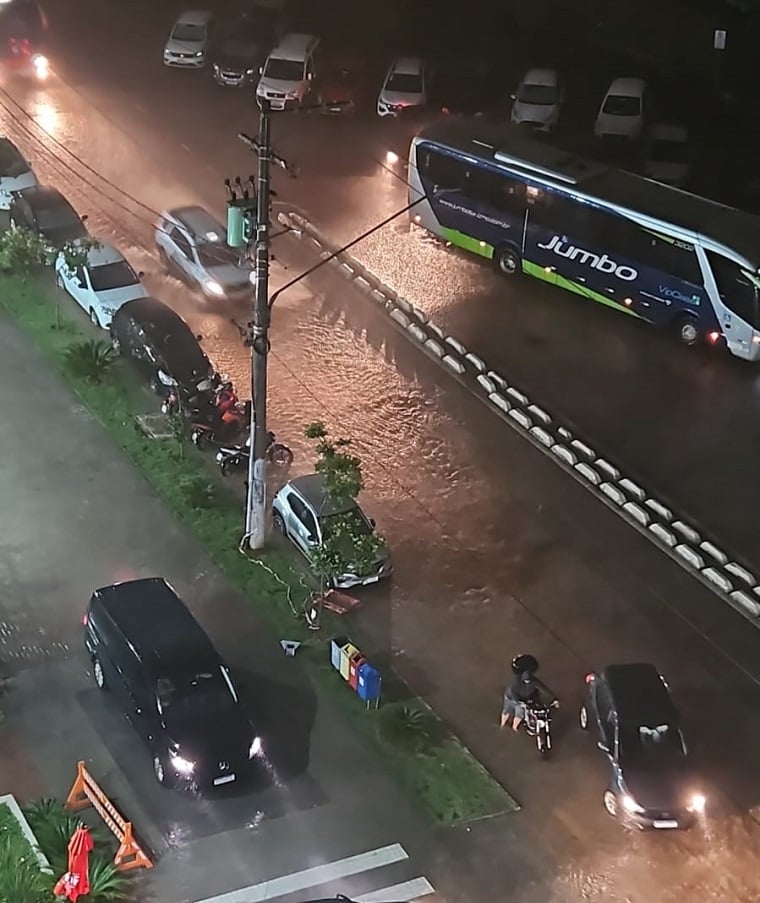 Temporal causa alagamento em São Paulo - 6-2-25 (Foto: Alana Gabriele)