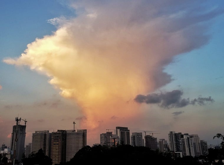 Imagem da notícia Sudeste tem fim de semana de sol e calor, antes da chegada de uma frente fria