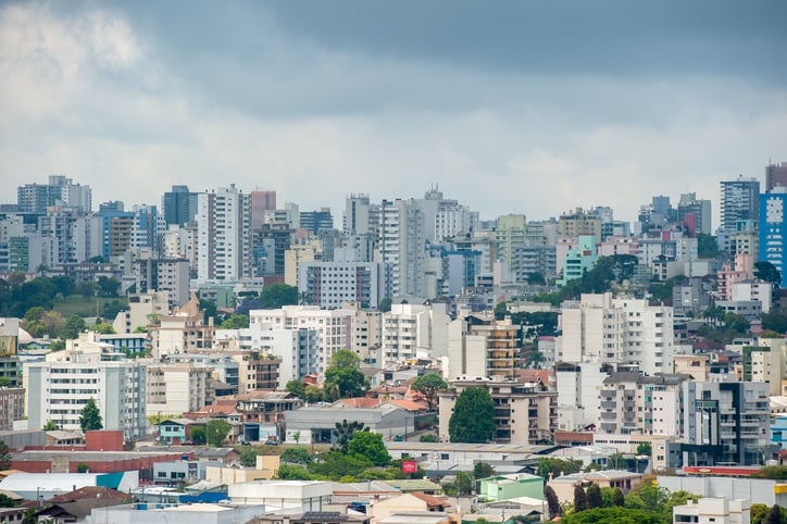 Imagem da notícia Chuva retorna ao RS no fim de semana com risco de temporais