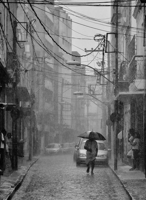 Imagem da notícia Chuva castiga Recife e outras capitais do Nordeste e segue no fim de semana