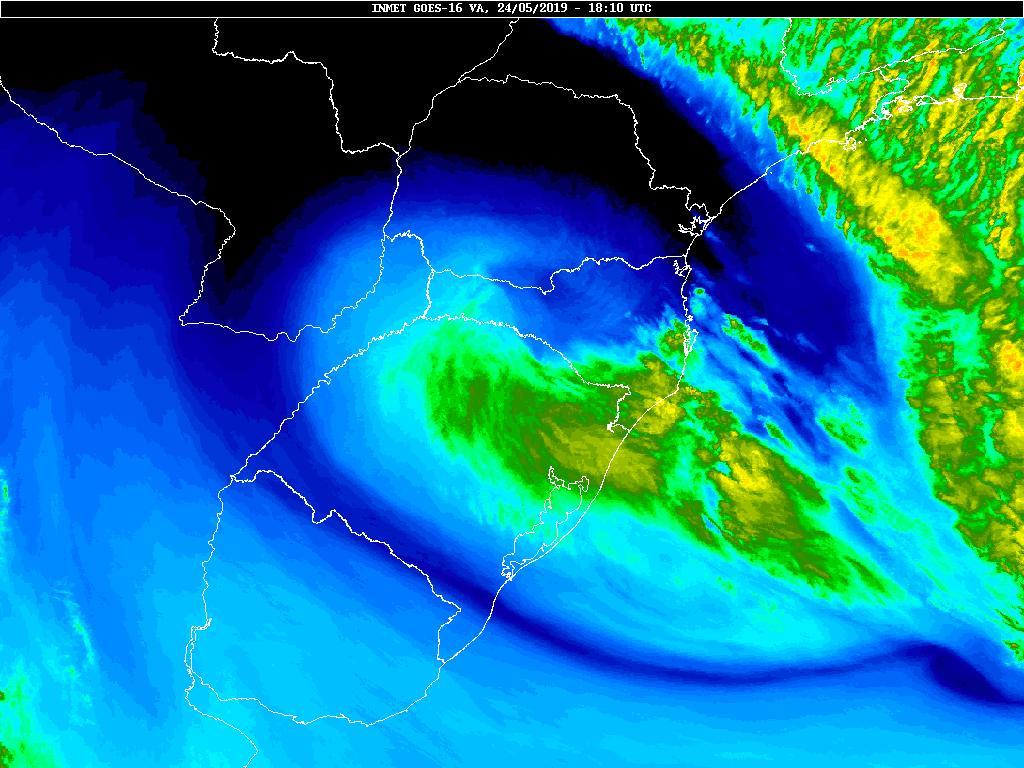 Ciclone extratropical: aparência espiralada, no sentido horário no hemisfério Sul