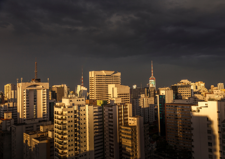 Tempo muda e pancadas de chuva retornam à Grande São Paulo