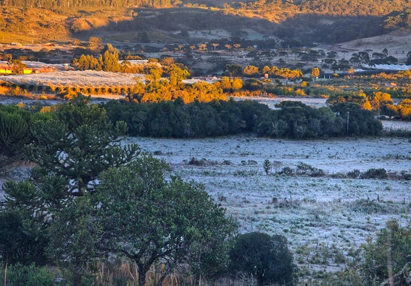 Frio abaixo de 0°C no RS, SC, PR e MG. Recorde de frio no Rio de Janeiro e em Goiânia.