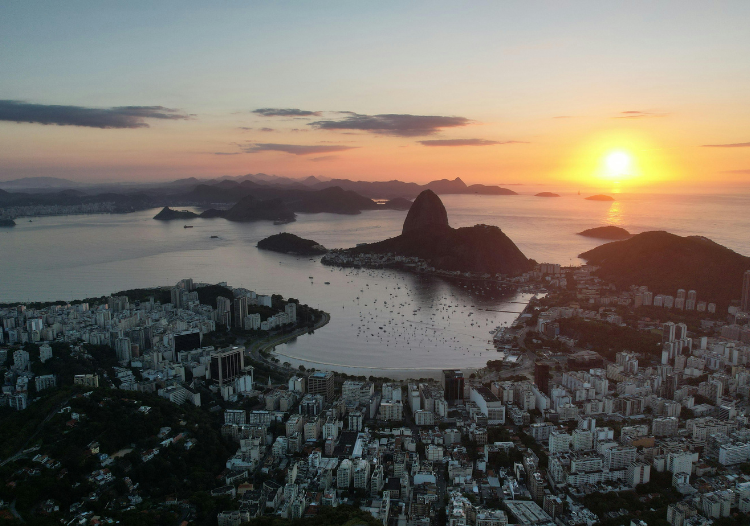 Rio de Janeiro tem nova madrugada de frio intenso e recordes de temperatura em 2026