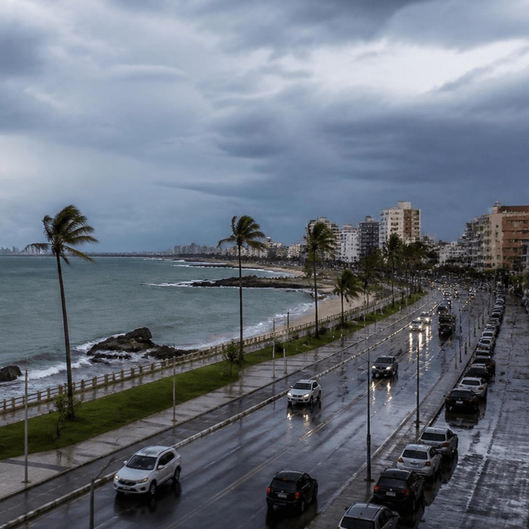 Frente fria aumenta a chuva entre Salvador e o sul da Bahia