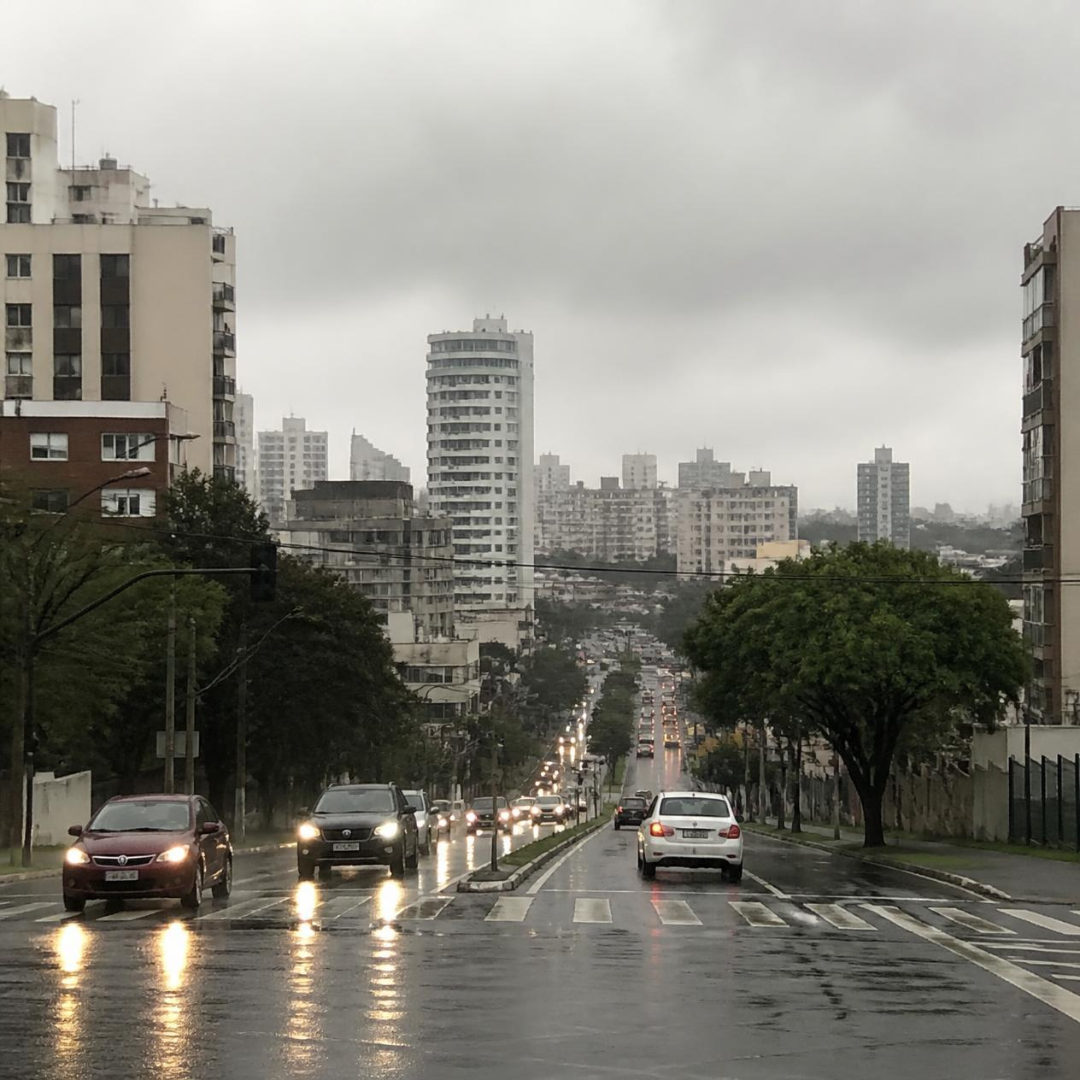 Nova frente fria organiza chuva no Sul e deve avançar ao Sudeste