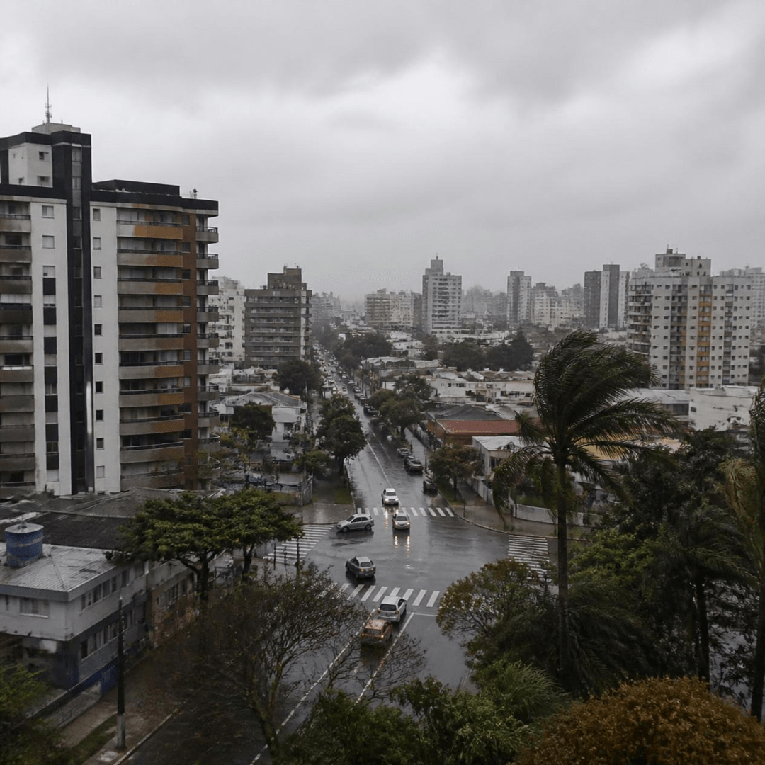 Região Sul volta a ter chuva forte e risco de temporais no fim de semana